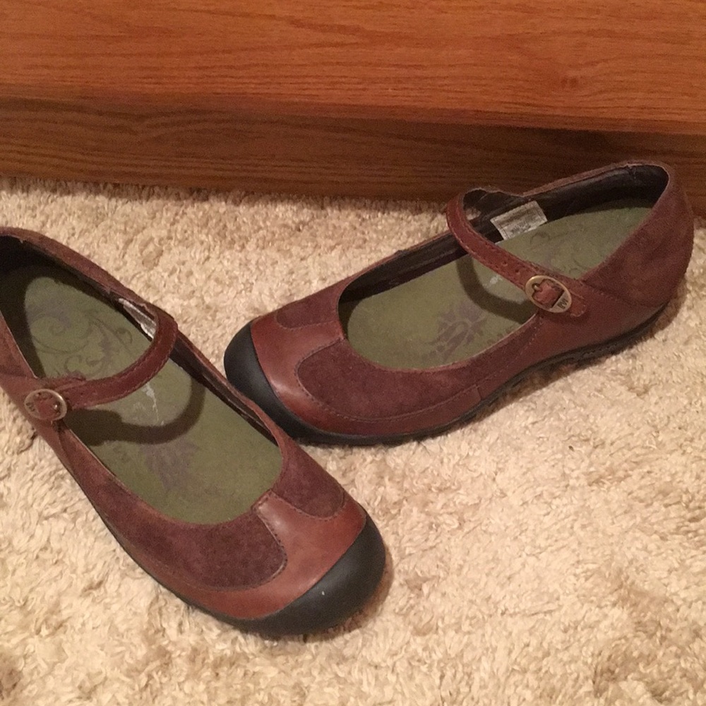 Merrell shoes slip on Mary Jane buckle loafer 6.5